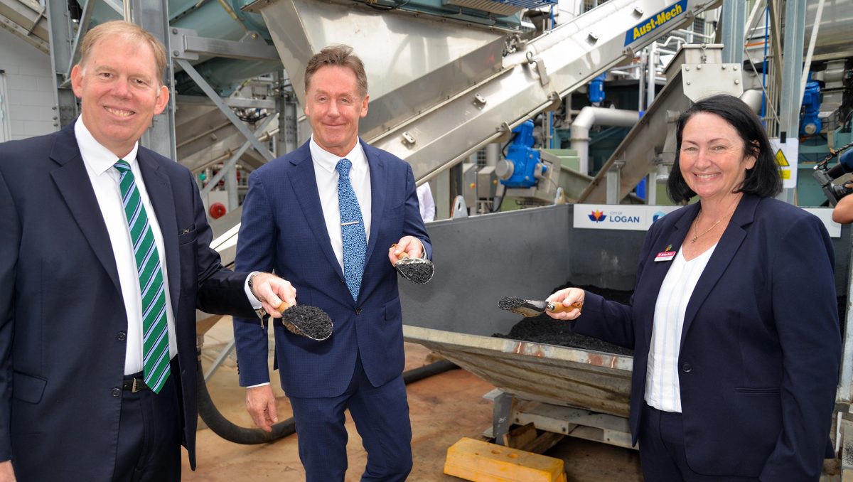 City of Logan Mayor Darren Power, Infrastructure Chair Councillor Teresa Lane (right) and Federal Member for Forde Bert van Manen (left) with the biochar product.