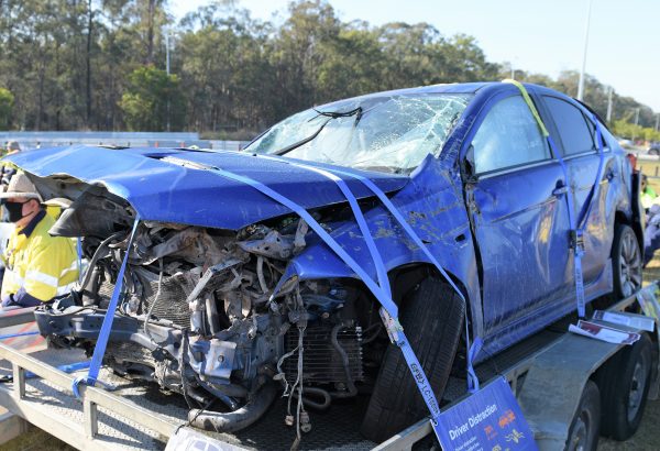 picture of wrecked car