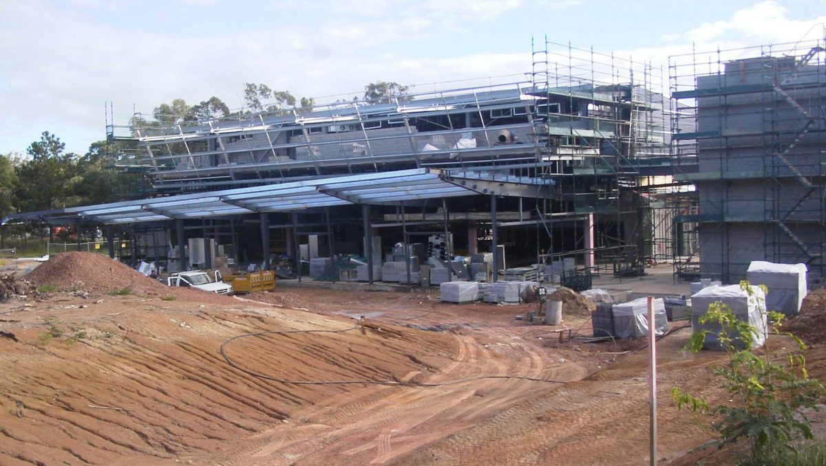 The Logan Entertainment Centre under construction in 2002.