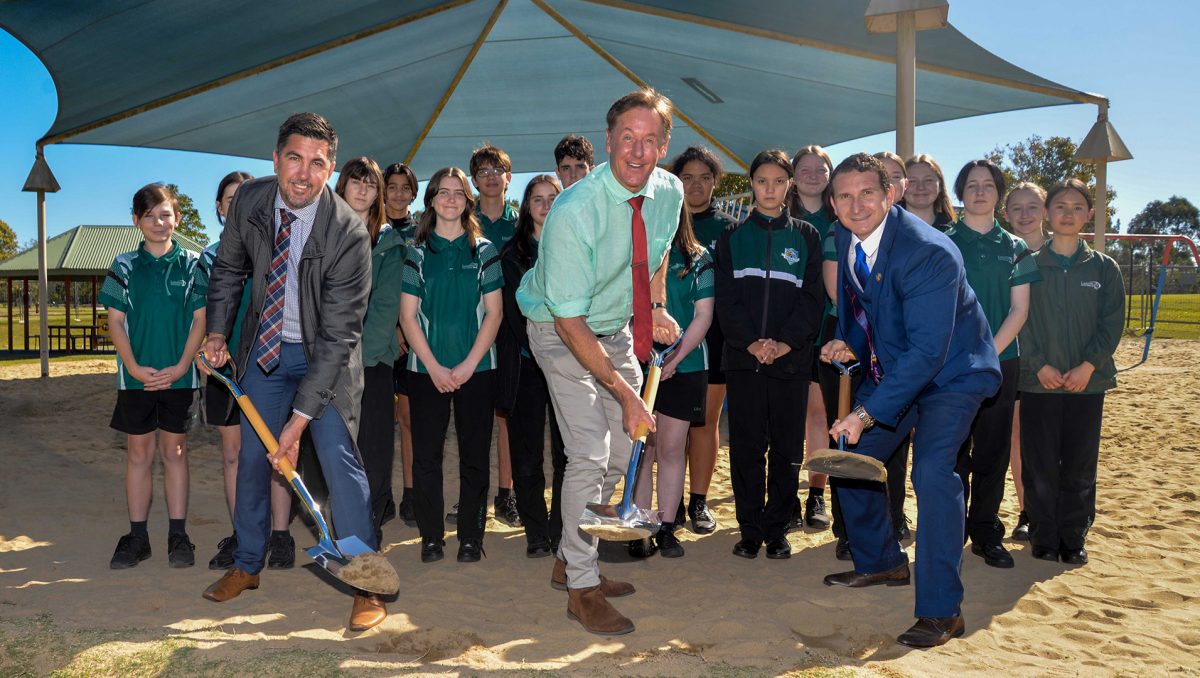 Lifestyle Chair and Division 6 Councillor Tony Hall (right) is joined by Mayor Darren Power (centre), Loganlea State High School Principal Brenton Farleigh and his Year 9 Signature Class students at the sod turning for upgrade works at Riverdale Park in Meadowbrook.