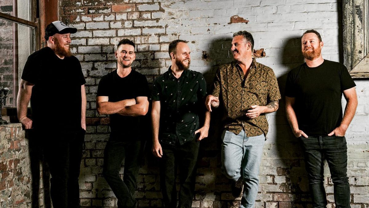 Aussie rock group Tennessee Lights will entertain and delight on the big stage.