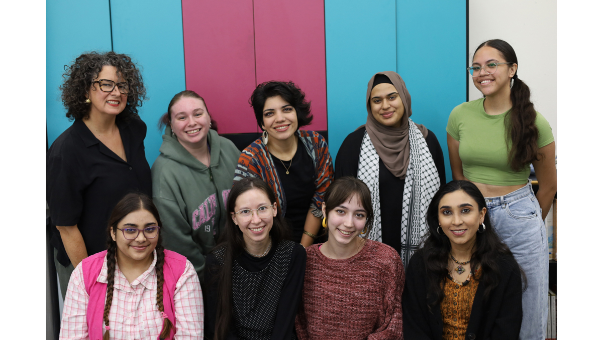 2024 Robyn Daw Young Visual Artist Scholarship mentor Dr Kellie O’Dempsey (back right) with finalists (back second from left) Tegan Geange, Sherry Ghorbani, Alesha Saeed, Taylah Te Rauna, Rameen Ammar (front left), Nadya Wilson, Laura Pittam and Anamica Kumari.