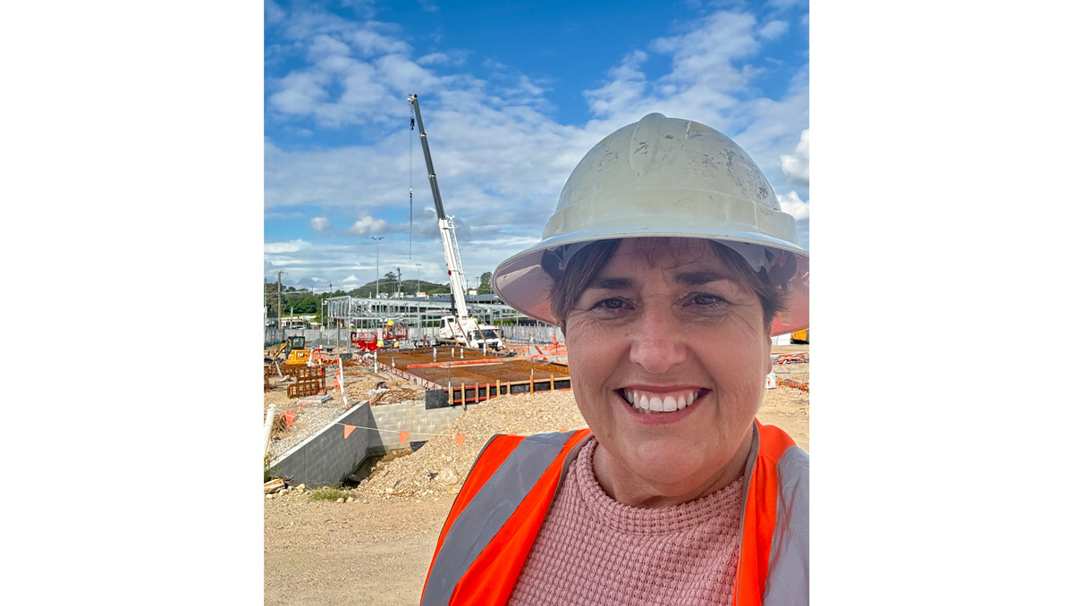 An image of Cr Karen Murphy on site at the Beenleigh Aquatic Centre upgrade.